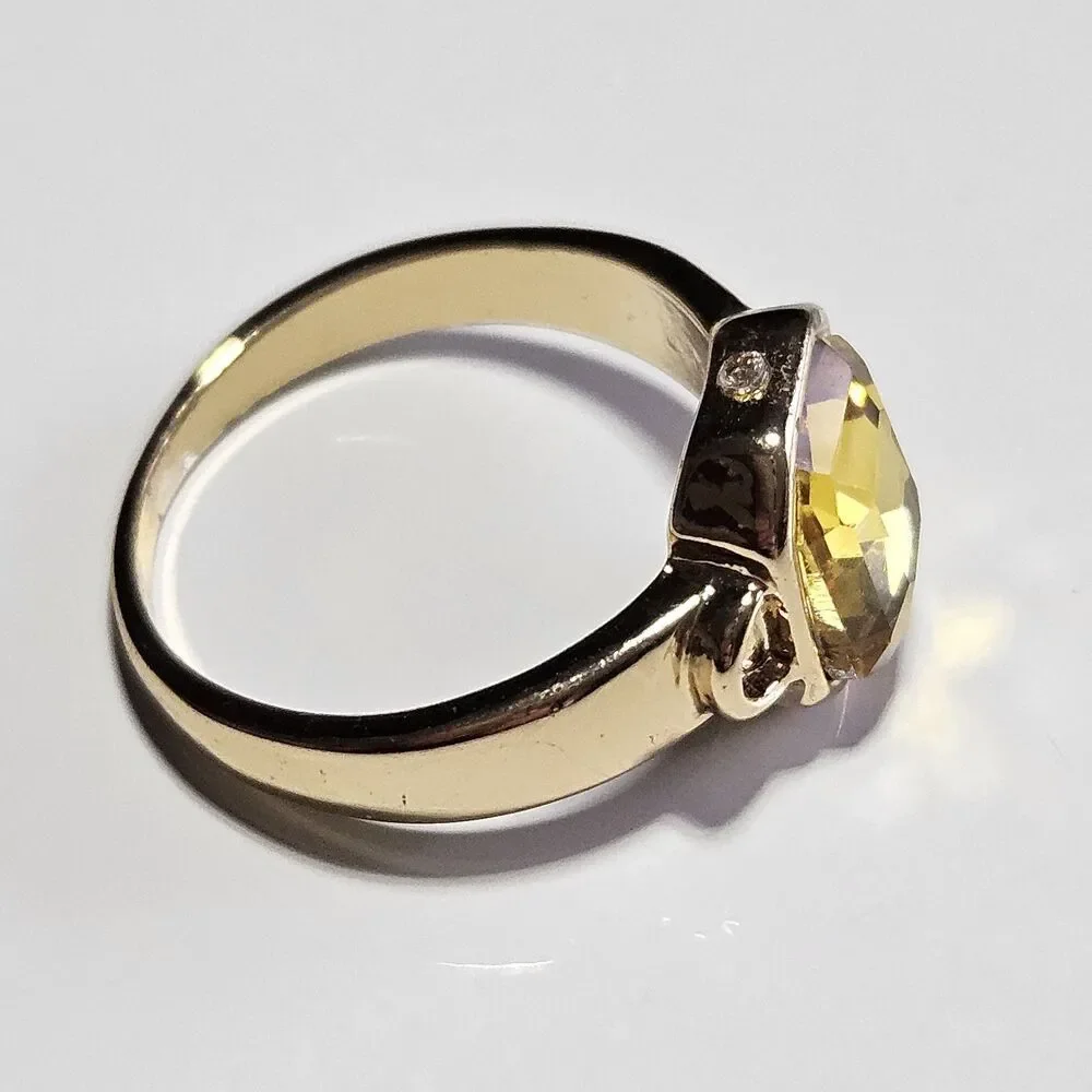 Unbranded this gold